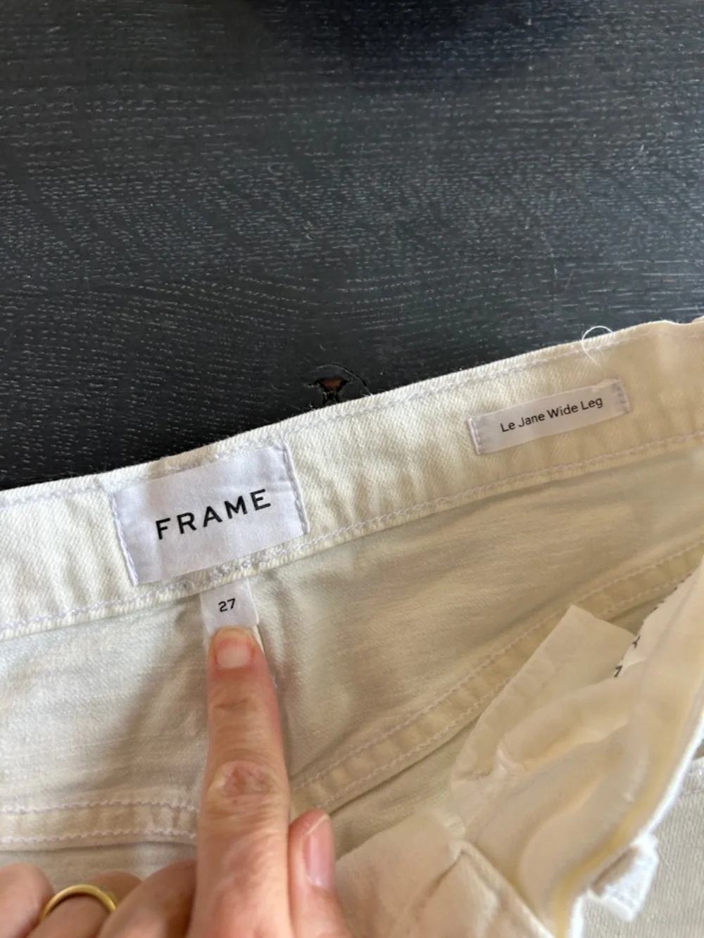FRAME Denim 'Le Jane' Jeans Au Naturel - Picture 8 of 11